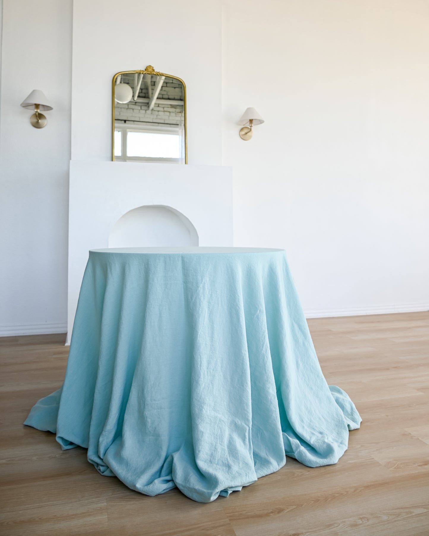 Pool Linen Tablecloth