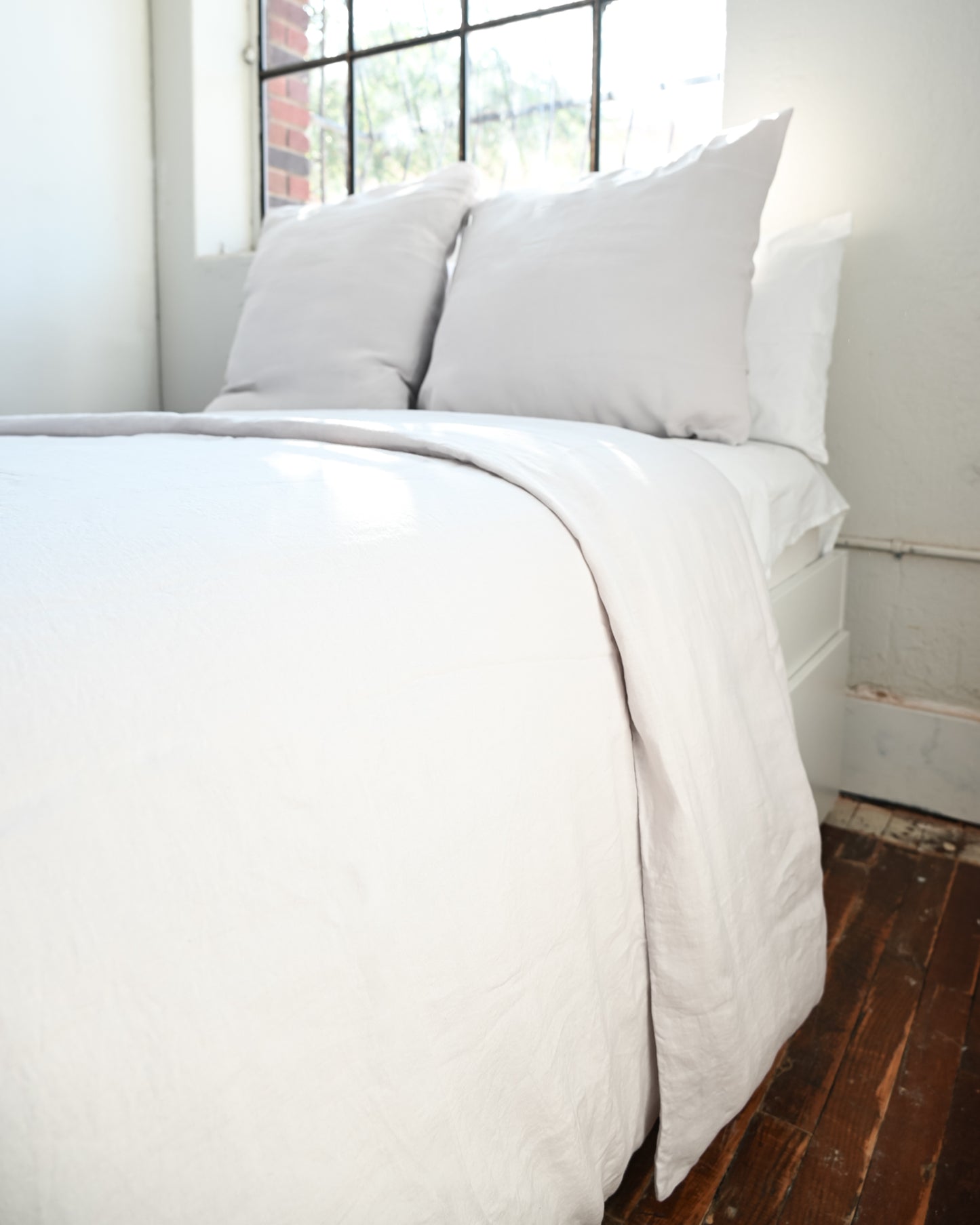 Seashell Gray Linen Duvet Cover